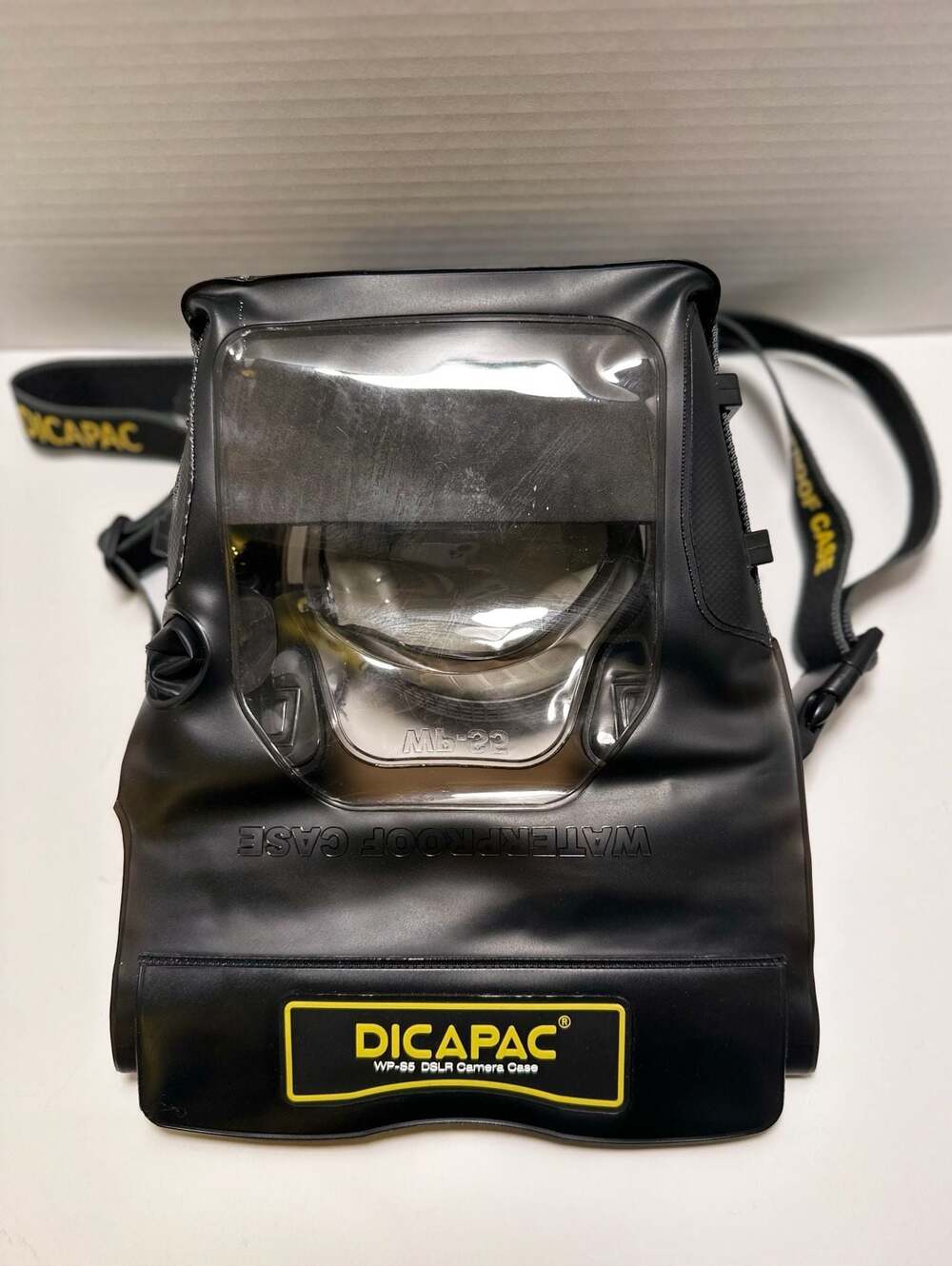 DiCAPac WP-S5 Waterproof DSLR Camera Case with Strap